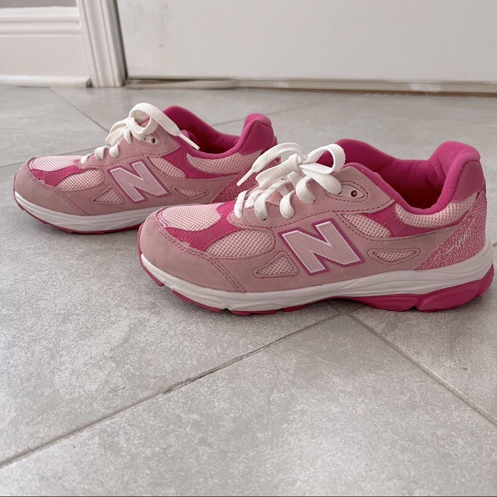New Balance 990